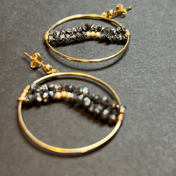 Black Raw Diamond ‘Wave’ Hoop Earrings - Picture 2 of 8